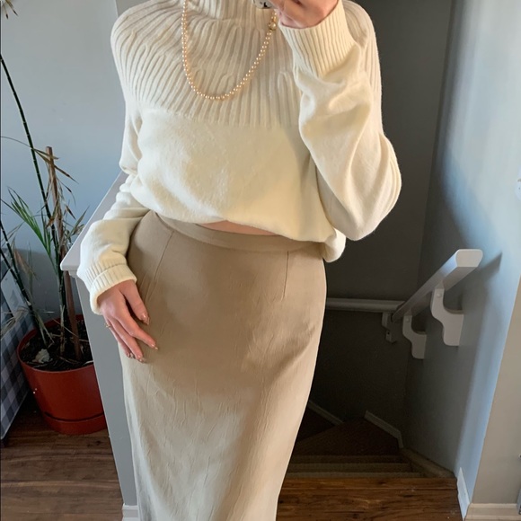 Vintage Maxi Skirt - Picture 11 of 16